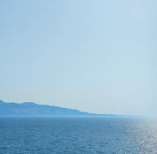 Seaside Serenity Sarandë