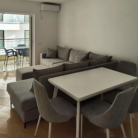 Apartment Seaside Serenity Sarande